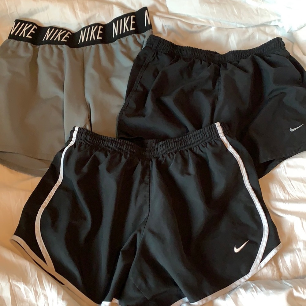 Nike Dri-Fit Large Girls